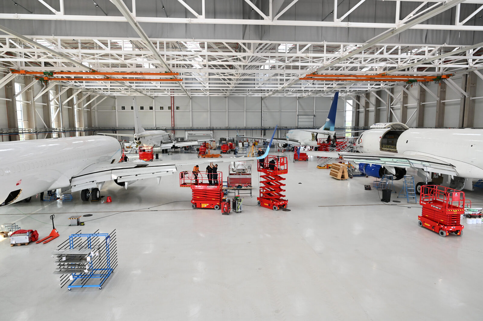 В хангара на Aero Technic BG